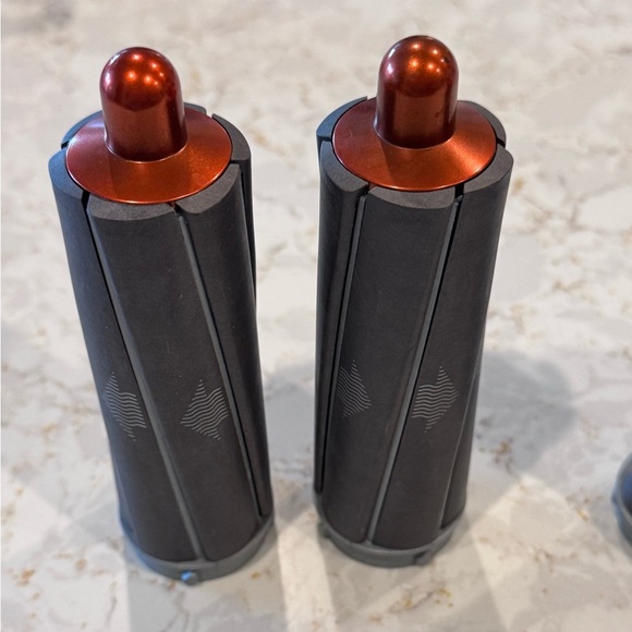 Dyson Airwrap Set of Four Black and Orange, 1.2” & 1.6” inch barrels - Picture 4 of 4